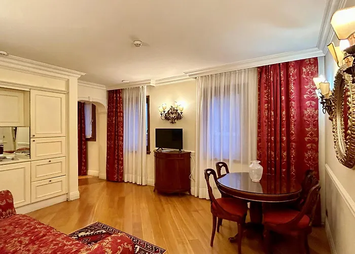 Torre Dell'Orologio Signature Residence Venise